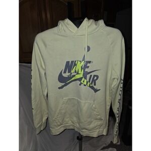 Air Jordan Hoodie Size M . Nike Air Jumper On Front.